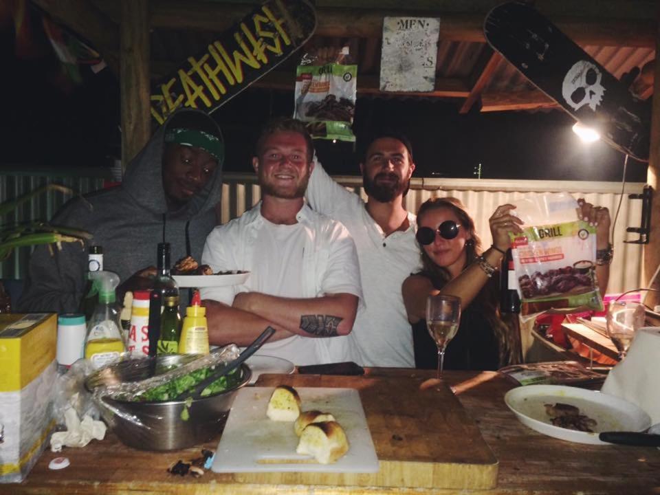 Boardrider Backpackers And Budget Motel Sydney Bagian luar foto