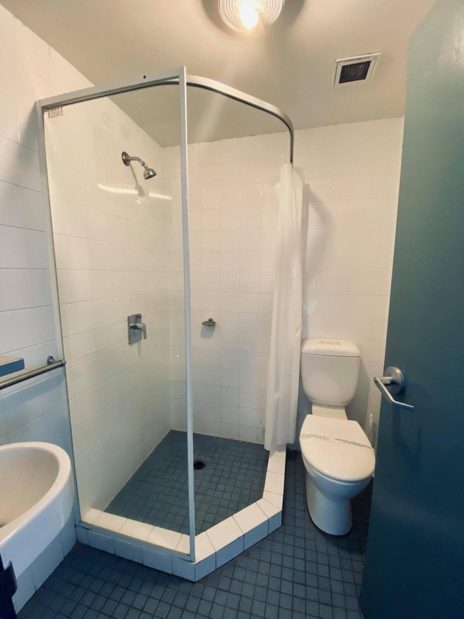 Boardrider Backpackers And Budget Motel Sydney Bagian luar foto