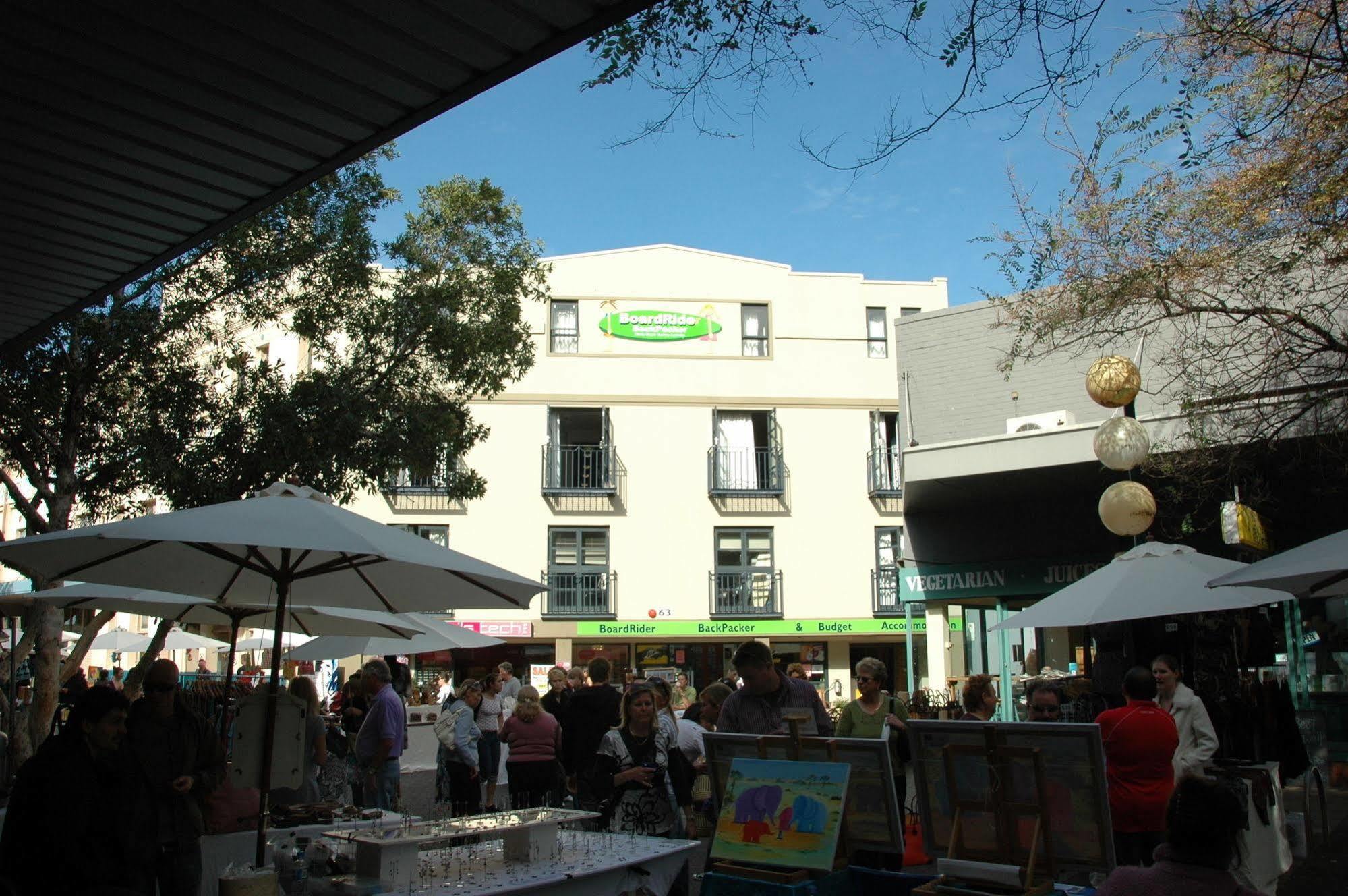 Boardrider Backpackers And Budget Motel Sydney Bagian luar foto