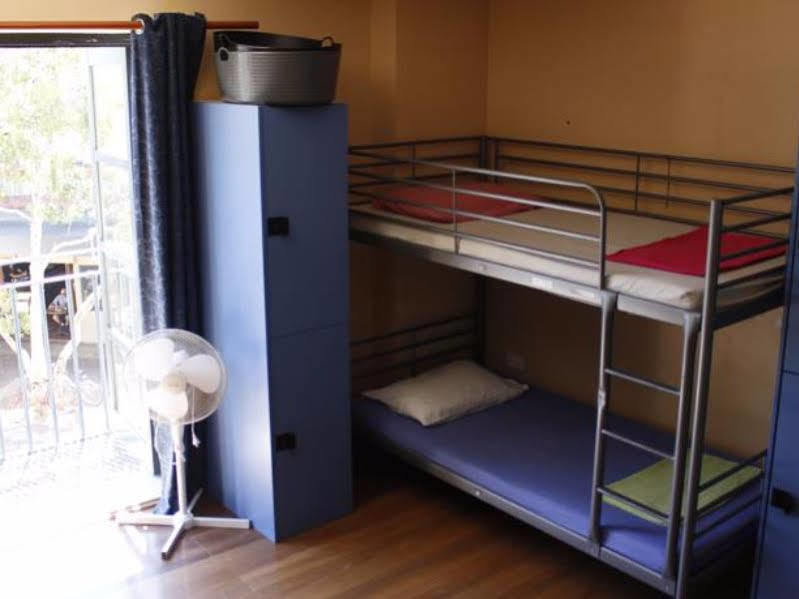 Boardrider Backpackers And Budget Motel Sydney Bagian luar foto